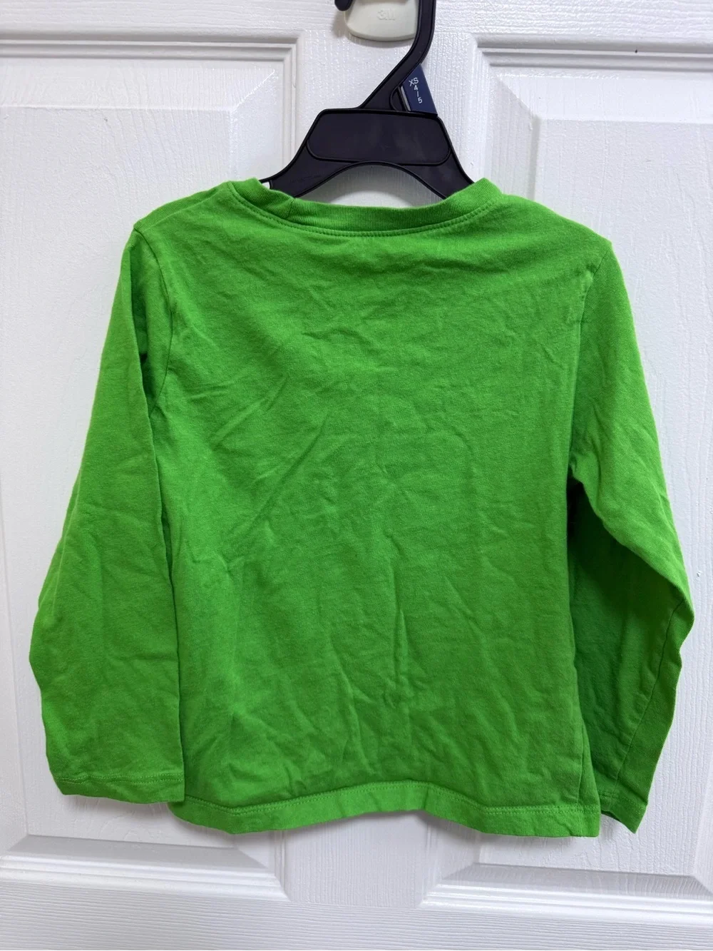 GAP Green Long-Sleeve Kids' Shirt with Tractor Graphic, Size 5